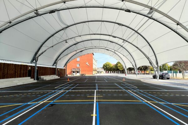 Préau de complexe sportif à Colomiers