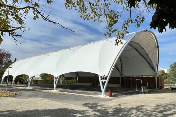 Préau de complexe sportif à Colomiers