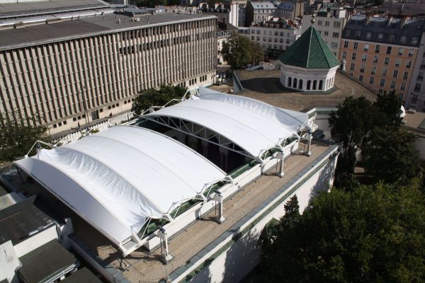 Couverture amovible en toile de La Grande Mosquée de Paris