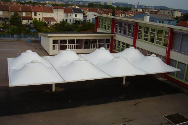 Couverture de Préau d'école en toile