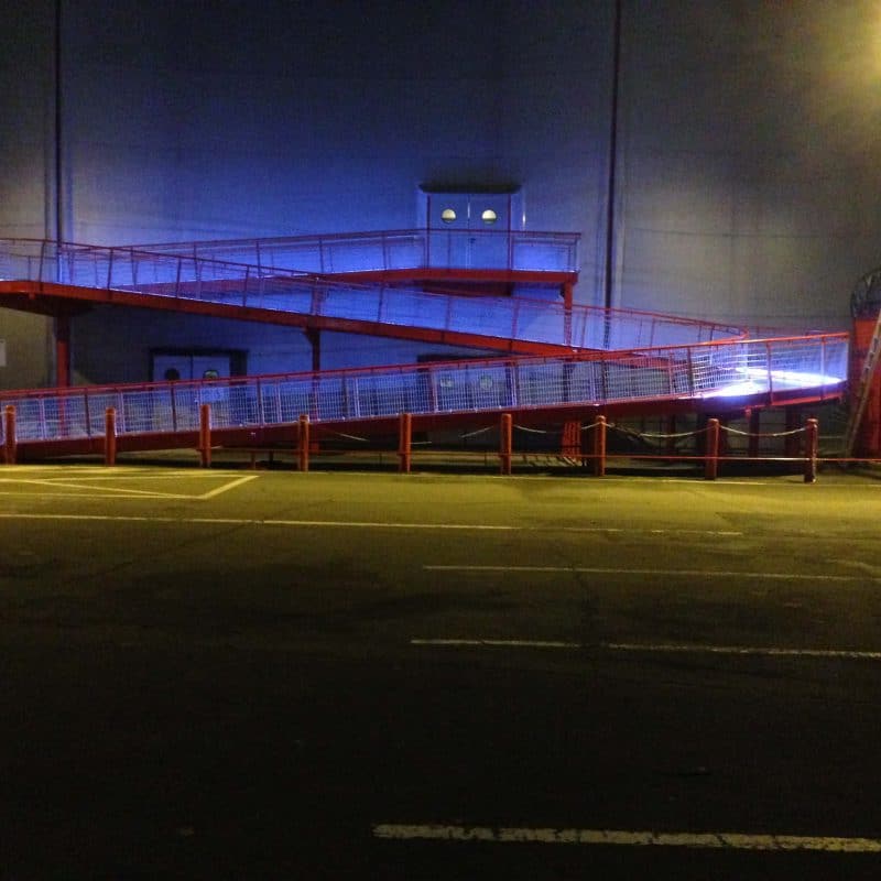 Passerelle métallique du Zénith de Paris